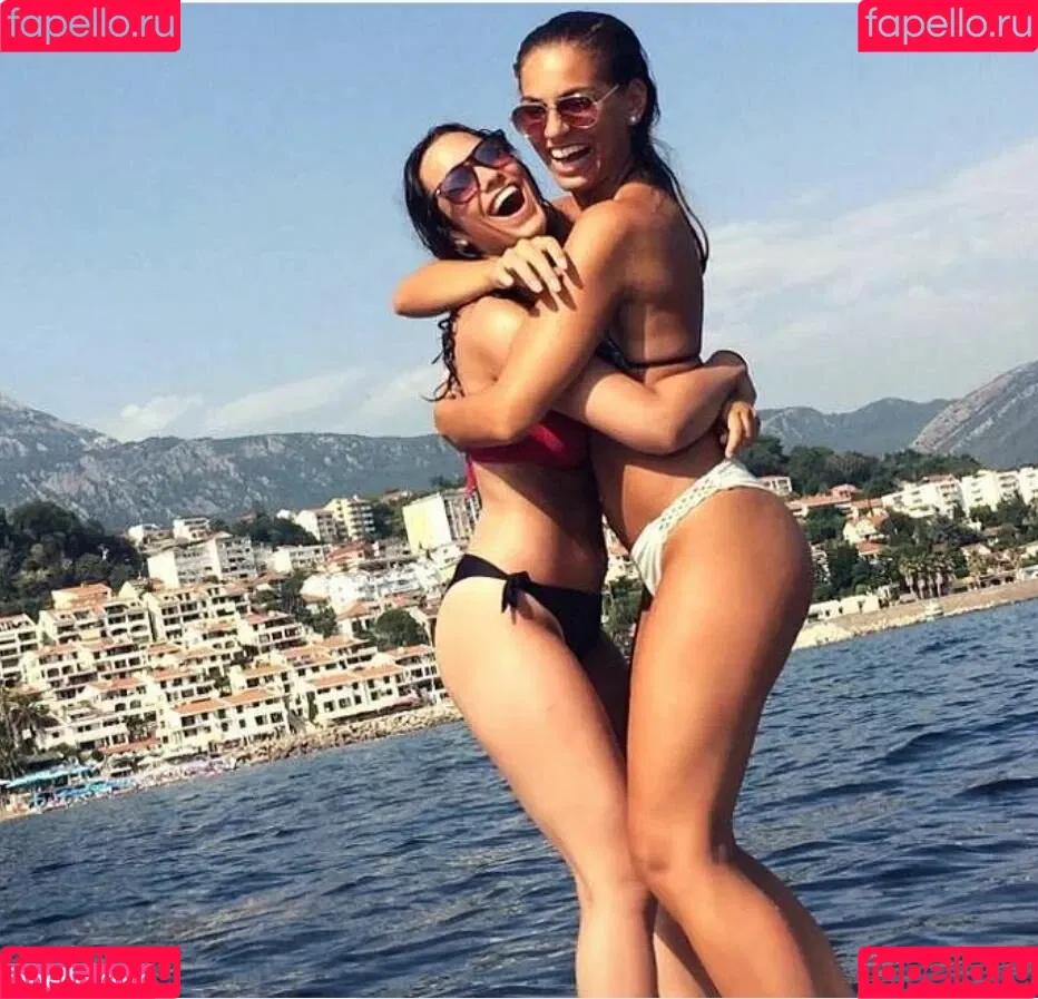 Milena And Lola Onlyfans Photo Gallery 