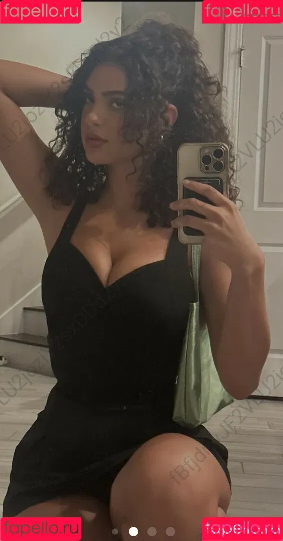 Saralagmis Onlyfans Photo Gallery 