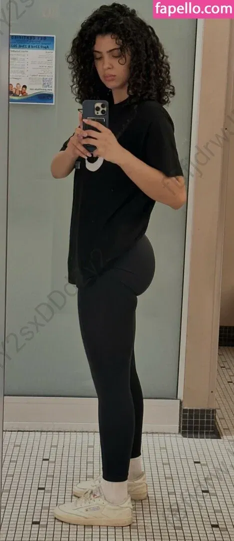 Saralagmis Onlyfans Photo Gallery 