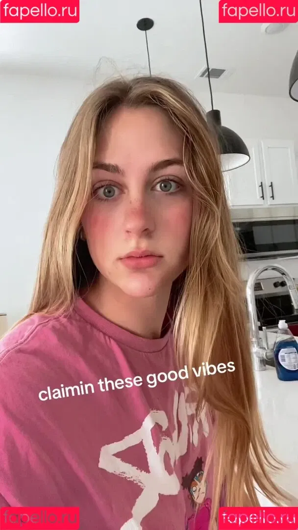 Rachel Wohlford Onlyfans Photo Gallery 