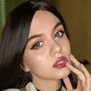 Layana Devis Onlyfans Photo Gallery 