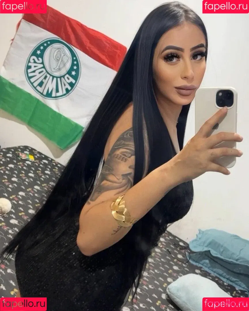 Ana Laura Onlyfans Photo Gallery 