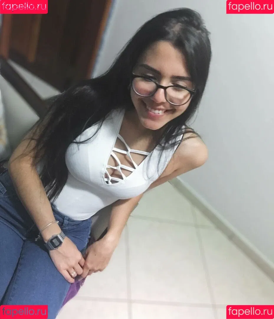 Ana Laura Onlyfans Photo Gallery 