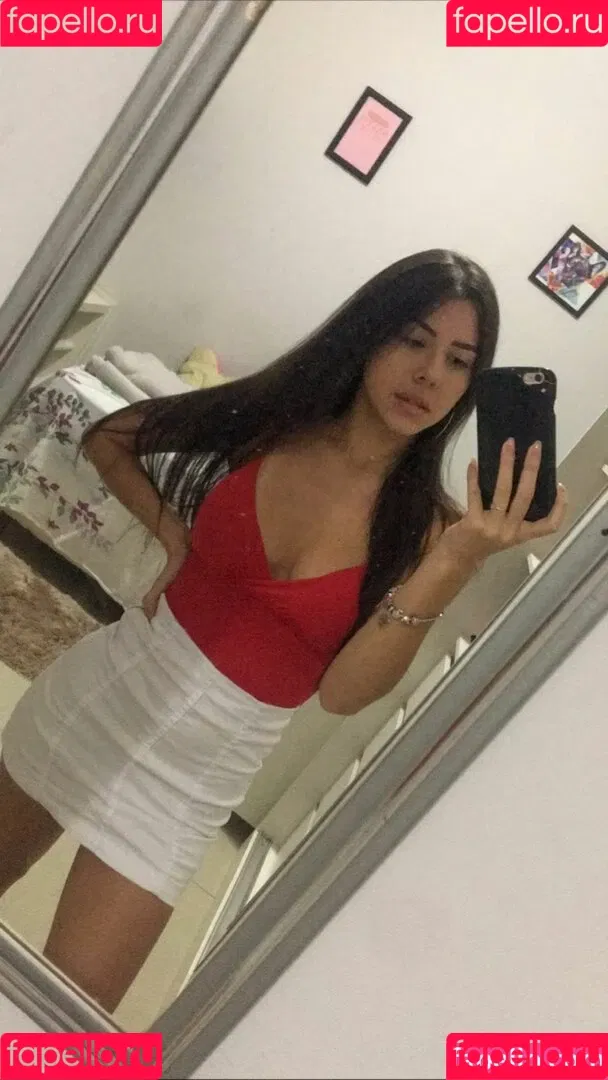 Ana Laura Onlyfans Photo Gallery 