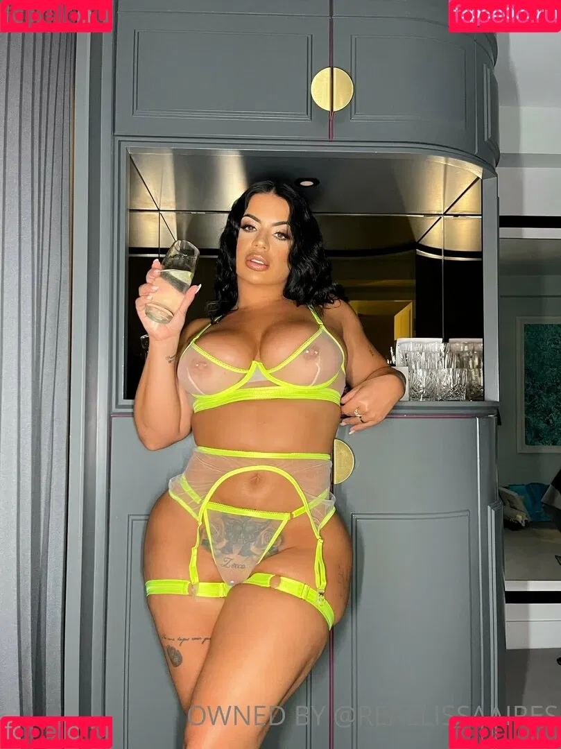 Lissa Aires Onlyfans Photo Gallery 