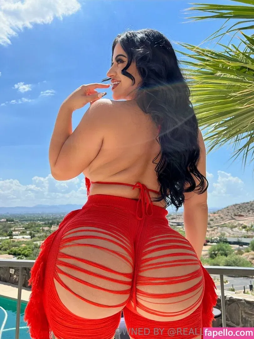 Lissa Aires Onlyfans Photo Gallery 