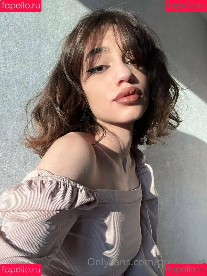 pretty_liar Onlyfans Photo Gallery 