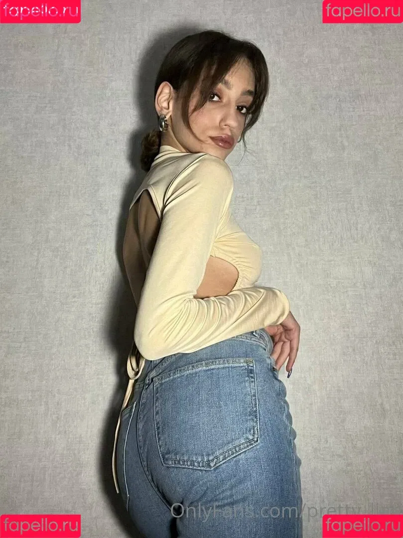 pretty_liar Onlyfans Photo Gallery 