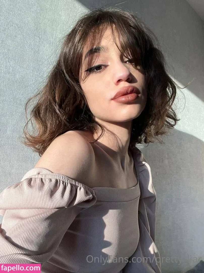 pretty_liar Onlyfans Photo Gallery 