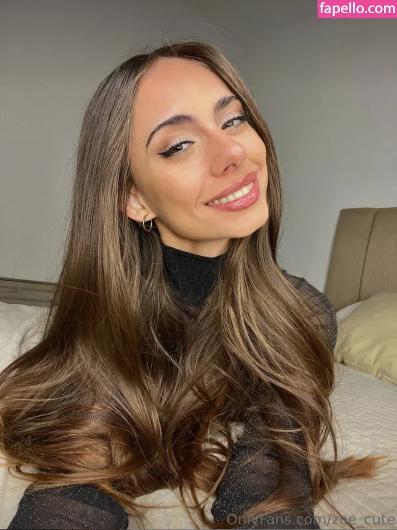 Zoe_cute Onlyfans Photo Gallery 