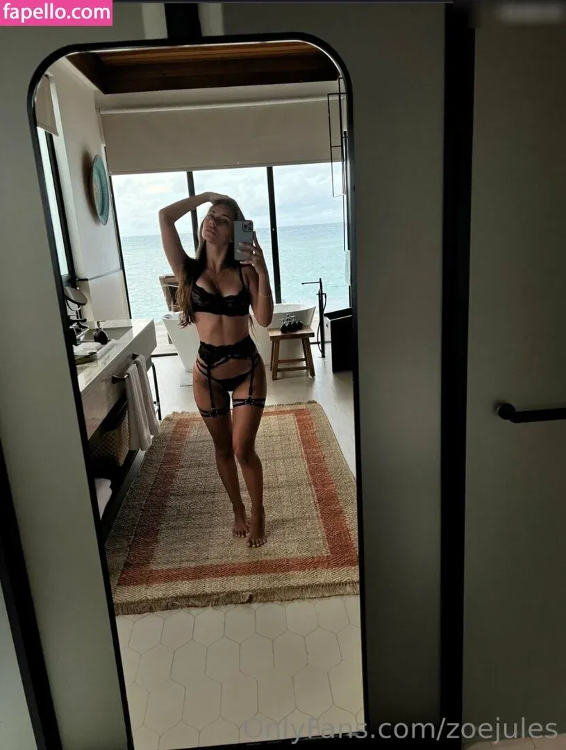 Zoe_cute Onlyfans Photo Gallery 