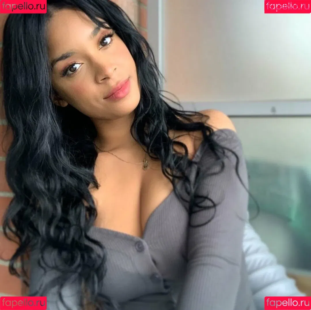 Kimberly Solomon Onlyfans Photo Gallery 