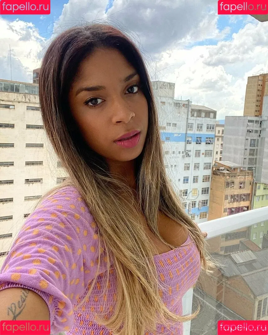 Kimberly Solomon Onlyfans Photo Gallery 