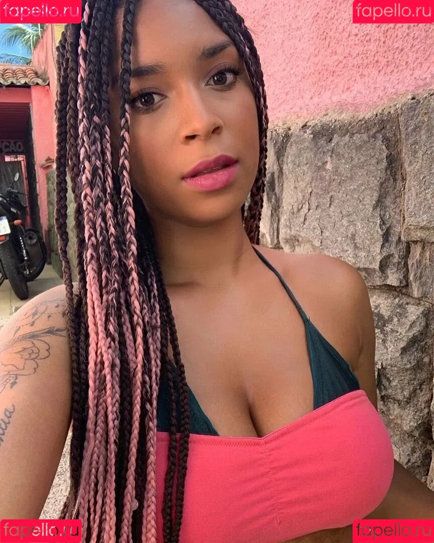 Kimberly Solomon Onlyfans Photo Gallery 