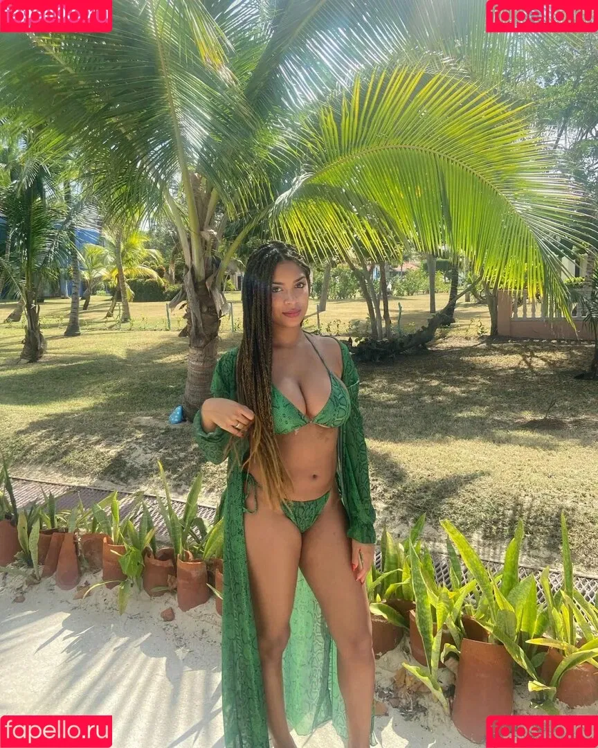 Kimberly Solomon Onlyfans Photo Gallery 