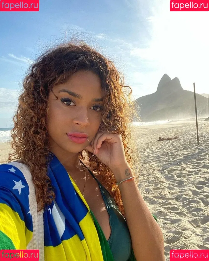 Kimberly Solomon Onlyfans Photo Gallery 
