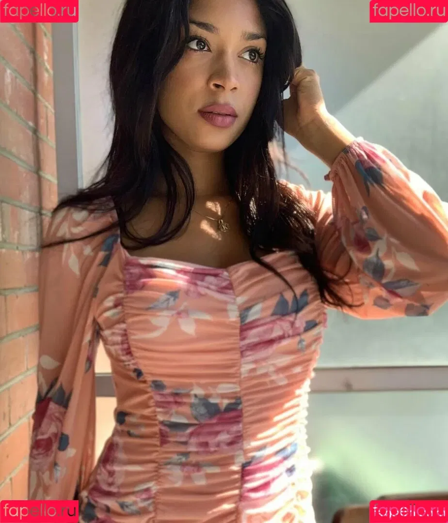 Kimberly Solomon Onlyfans Photo Gallery 