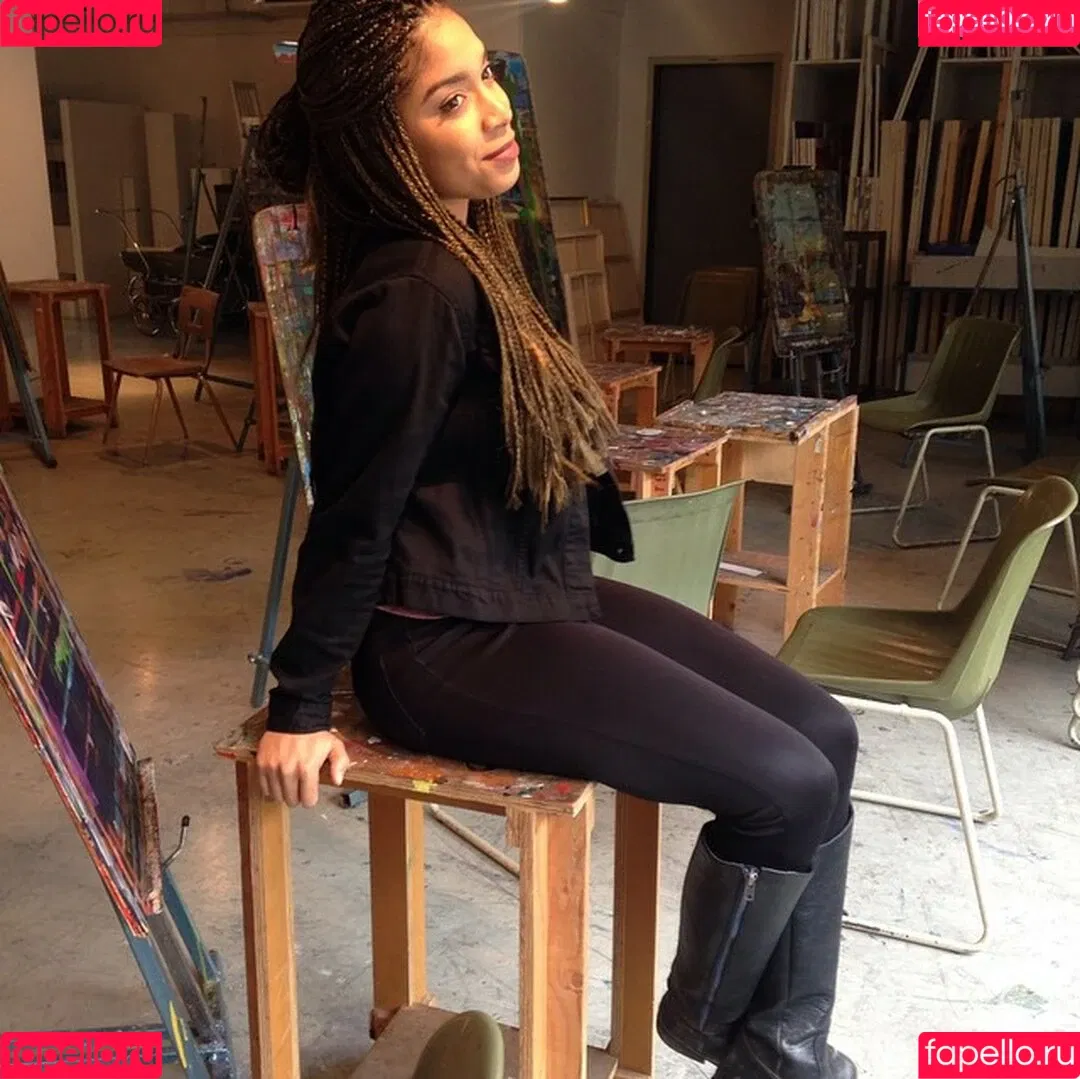 Kimberly Solomon Onlyfans Photo Gallery 