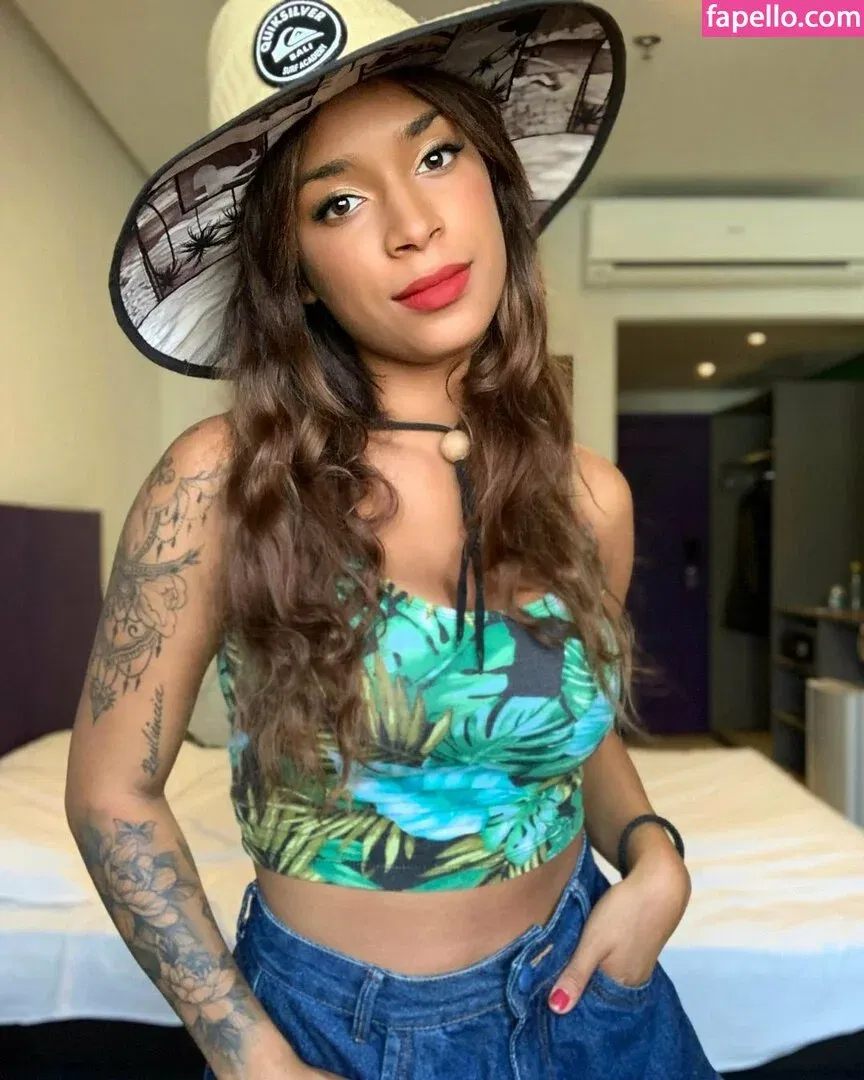 Kimberly Solomon Onlyfans Photo Gallery 