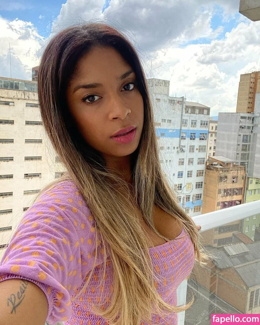 Kimberly Solomon Onlyfans Photo Gallery 