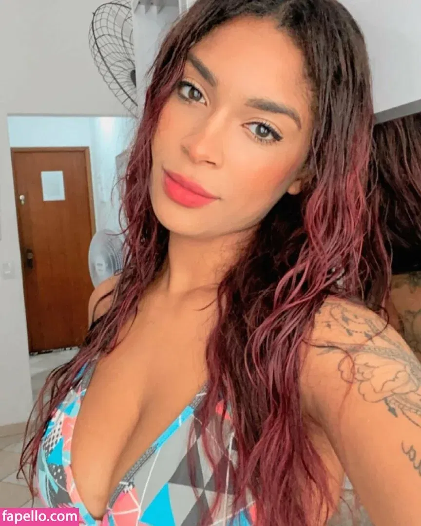 Kimberly Solomon Onlyfans Photo Gallery 