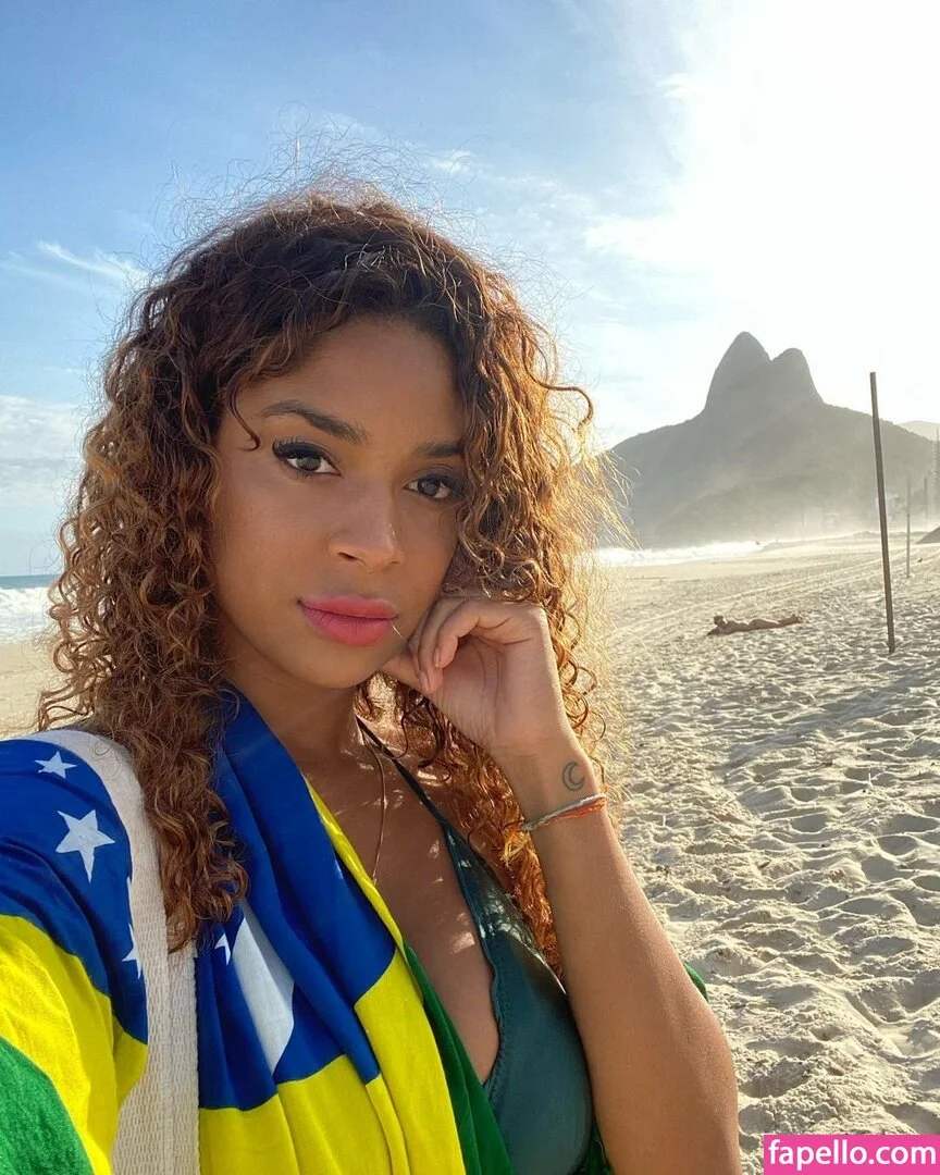 Kimberly Solomon Onlyfans Photo Gallery 