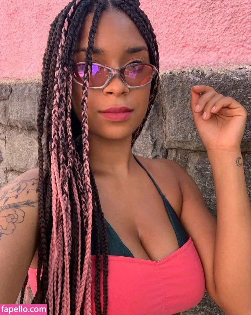 Kimberly Solomon Onlyfans Photo Gallery 