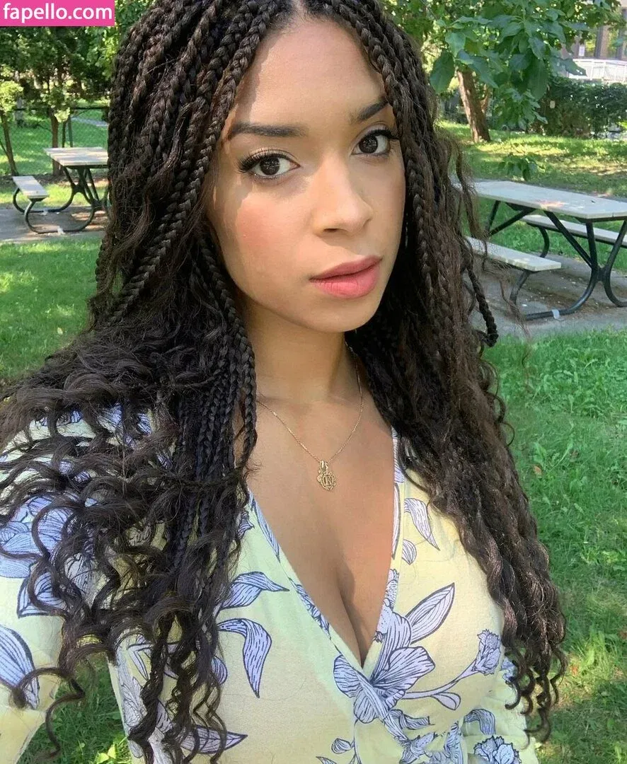 Kimberly Solomon Onlyfans Photo Gallery 