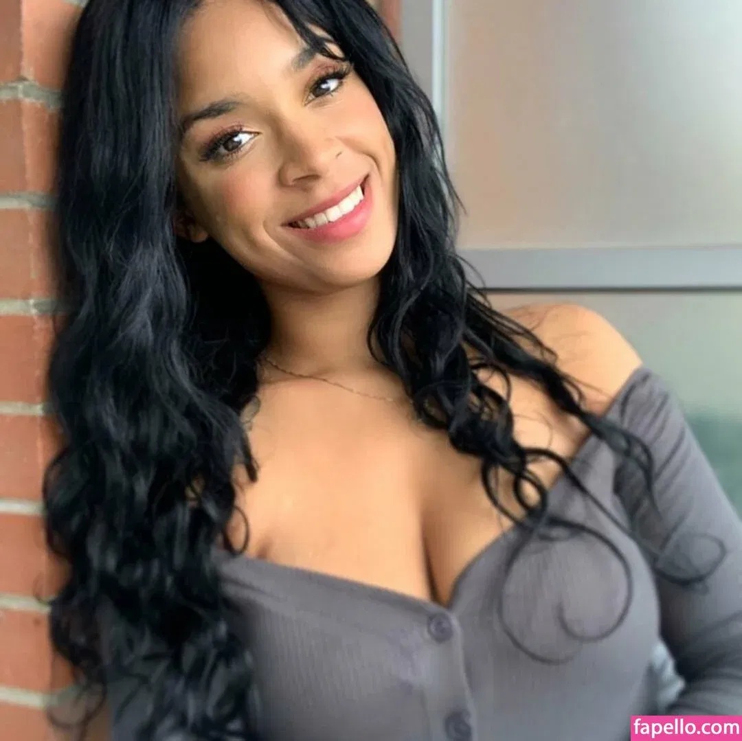 Kimberly Solomon Onlyfans Photo Gallery 