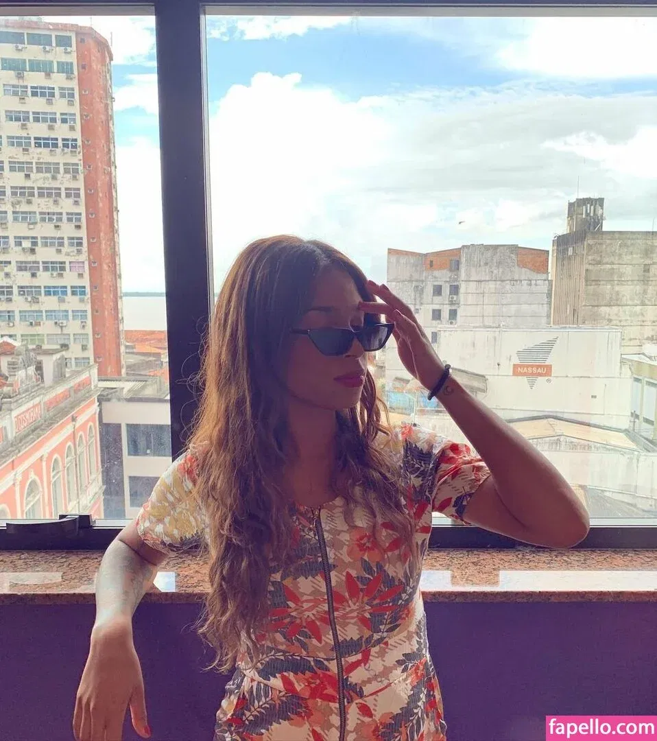 Kimberly Solomon Onlyfans Photo Gallery 