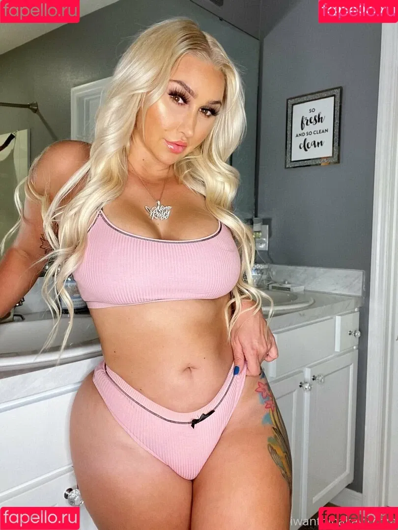 ninasworld Onlyfans Photo Gallery 