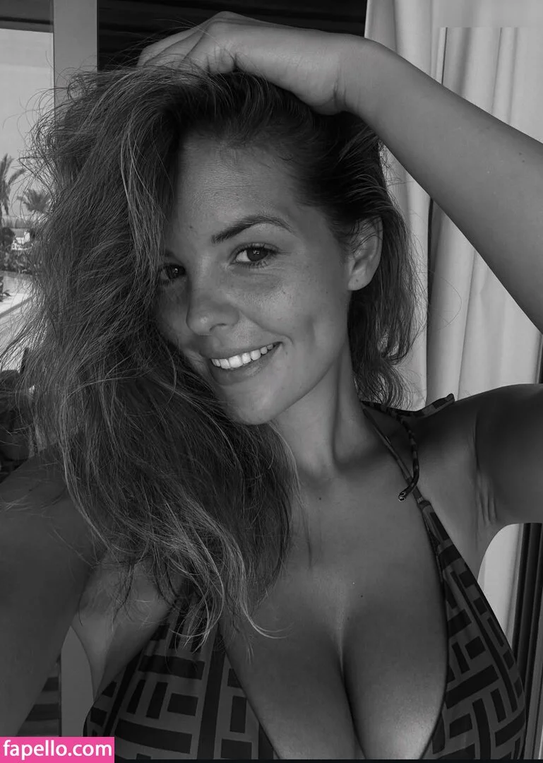 Sophia Elsinghorst Onlyfans Photo Gallery 