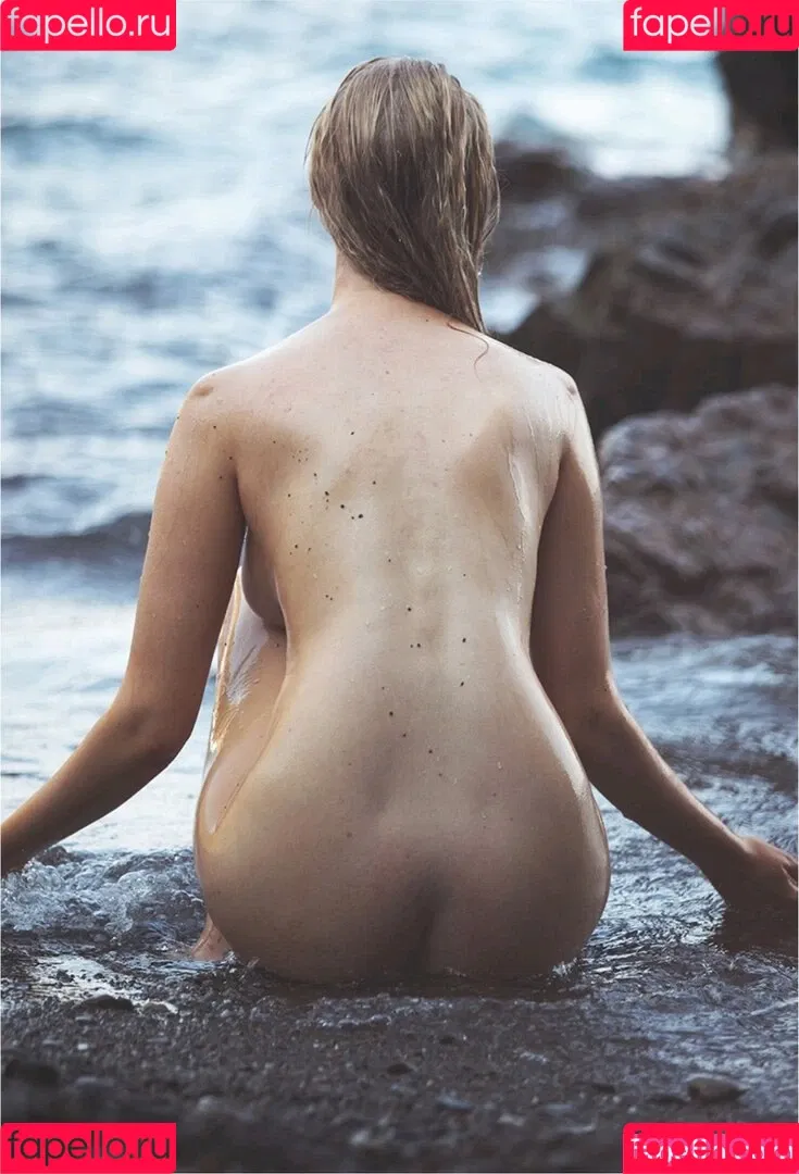 Nikoline Vibe Onlyfans Photo Gallery 