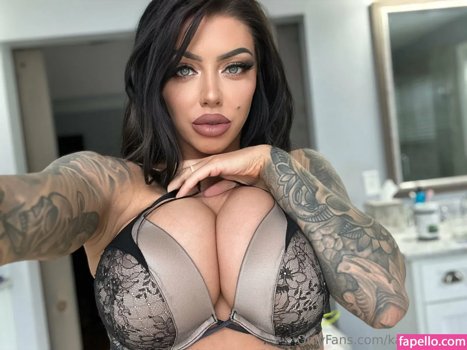 karmarxfree Onlyfans Photo Gallery 