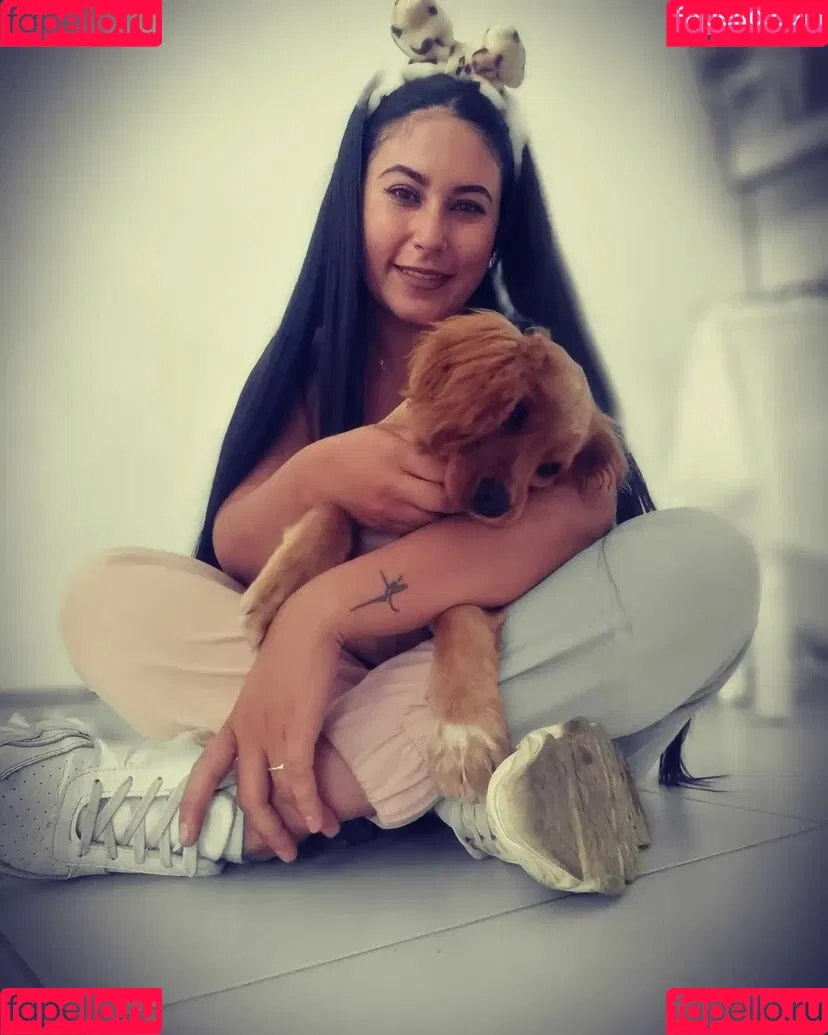 Katha Londoño Onlyfans Photo Gallery 