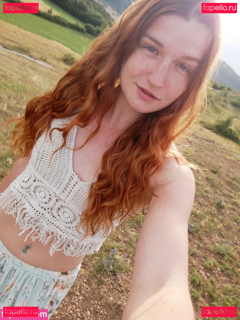 Crochet Tops Onlyfans Photo Gallery 