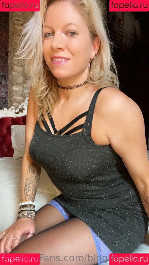 Blogmama Onlyfans Photo Gallery 