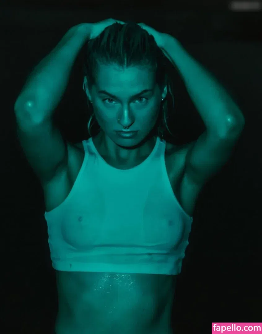 Lena Lischewski Onlyfans Photo Gallery 