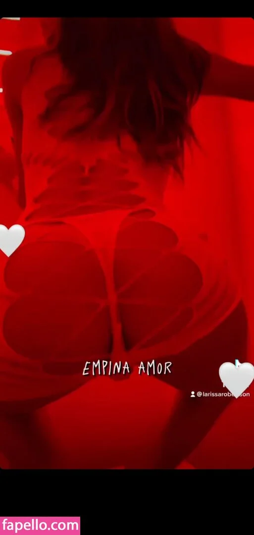 Larissa Robertson Onlyfans Photo Gallery 