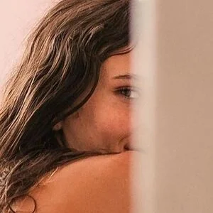 Larissa Robertson Onlyfans Photo Gallery 