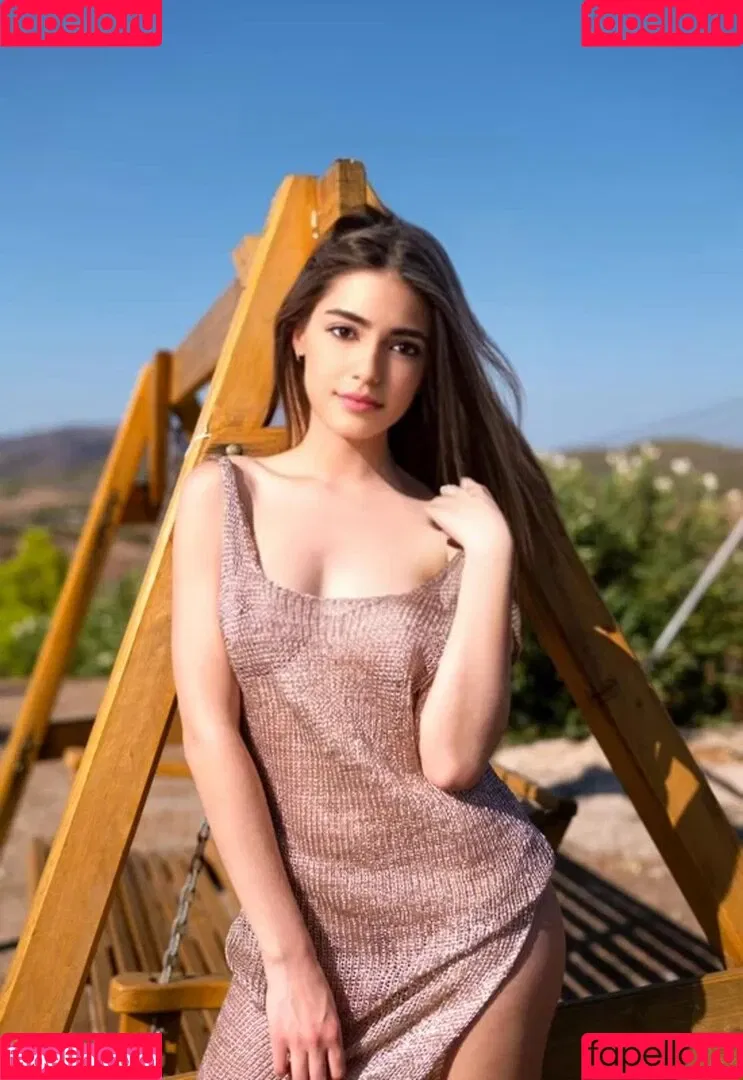 laraahf7 Onlyfans Photo Gallery 