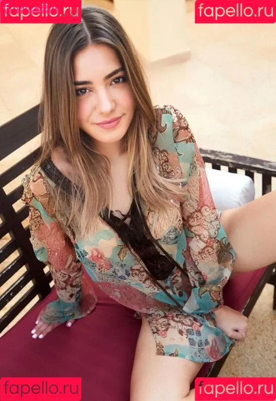 laraahf7 Onlyfans Photo Gallery 