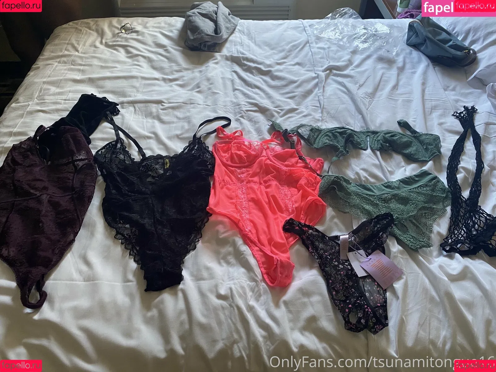 tsunamitongue16 Onlyfans Photo Gallery 
