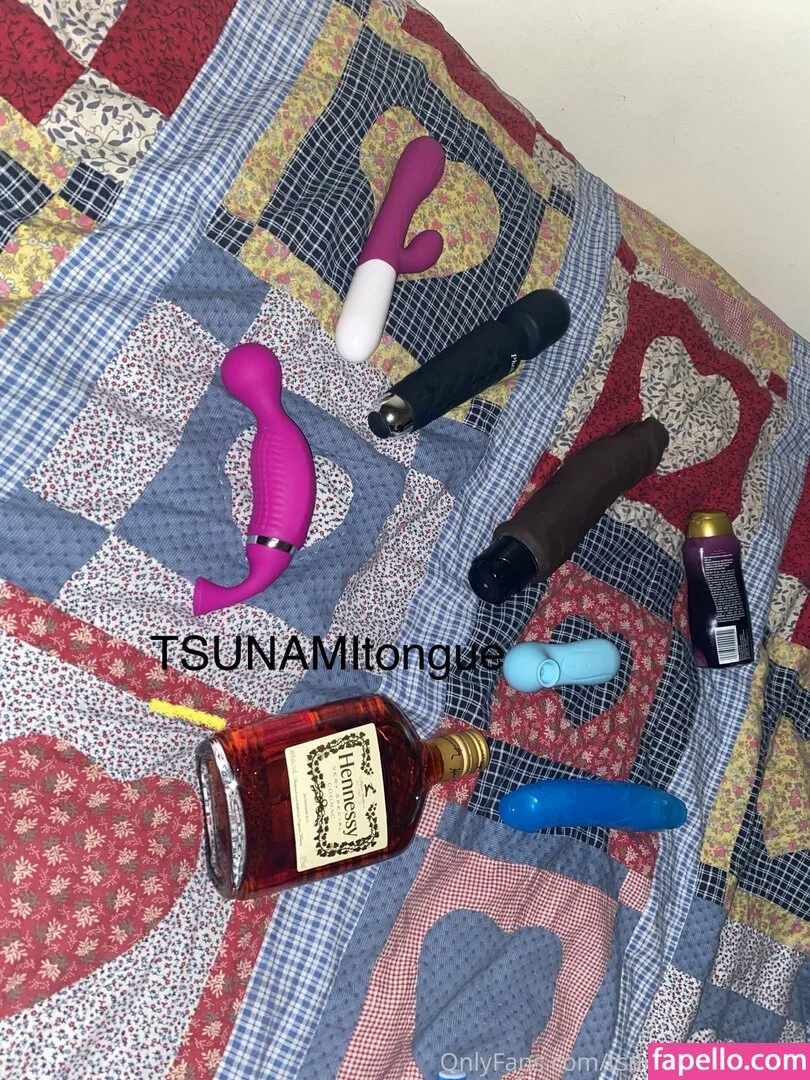 tsunamitongue16 Onlyfans Photo Gallery 