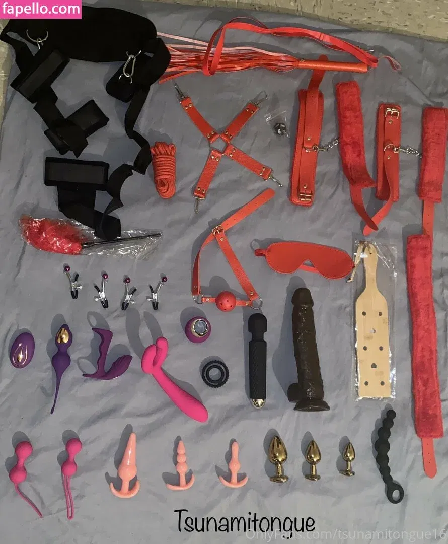 tsunamitongue16 Onlyfans Photo Gallery 