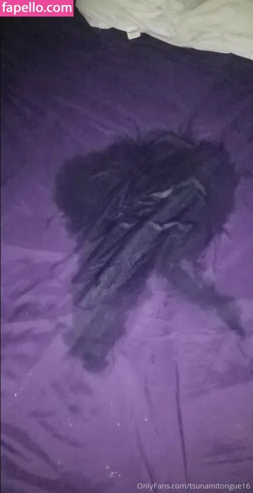 tsunamitongue16 Onlyfans Photo Gallery 