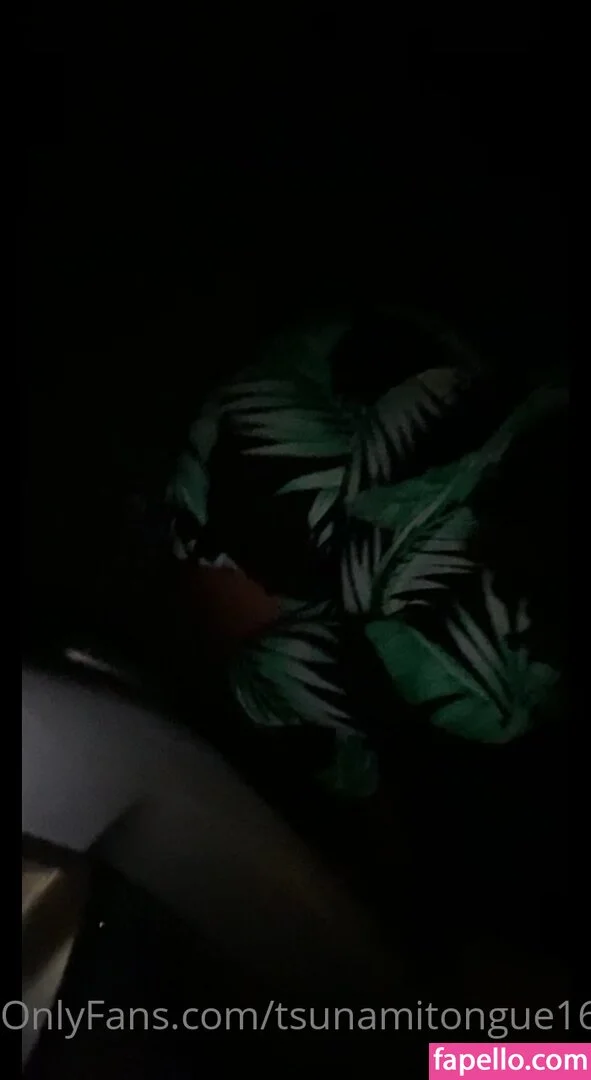 tsunamitongue16 Onlyfans Photo Gallery 