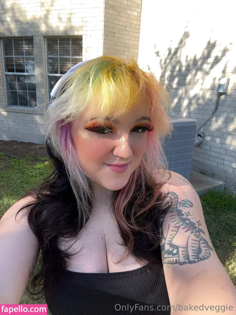 bakedveggie Onlyfans Photo Gallery 