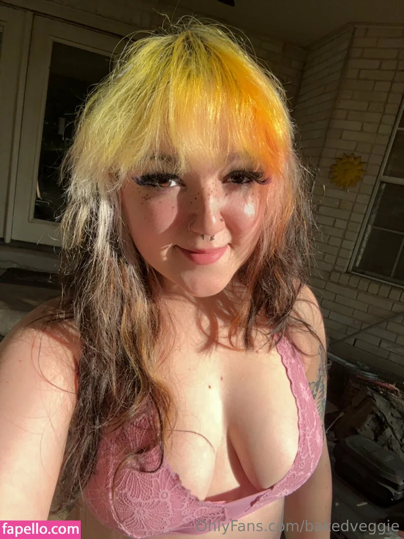 bakedveggie Onlyfans Photo Gallery 