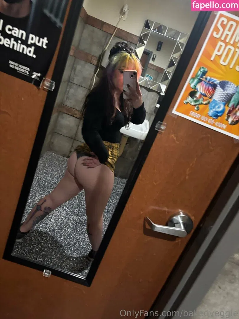 bakedveggie Onlyfans Photo Gallery 